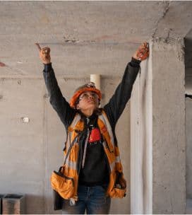 700 mil personas trabajan en la construccion